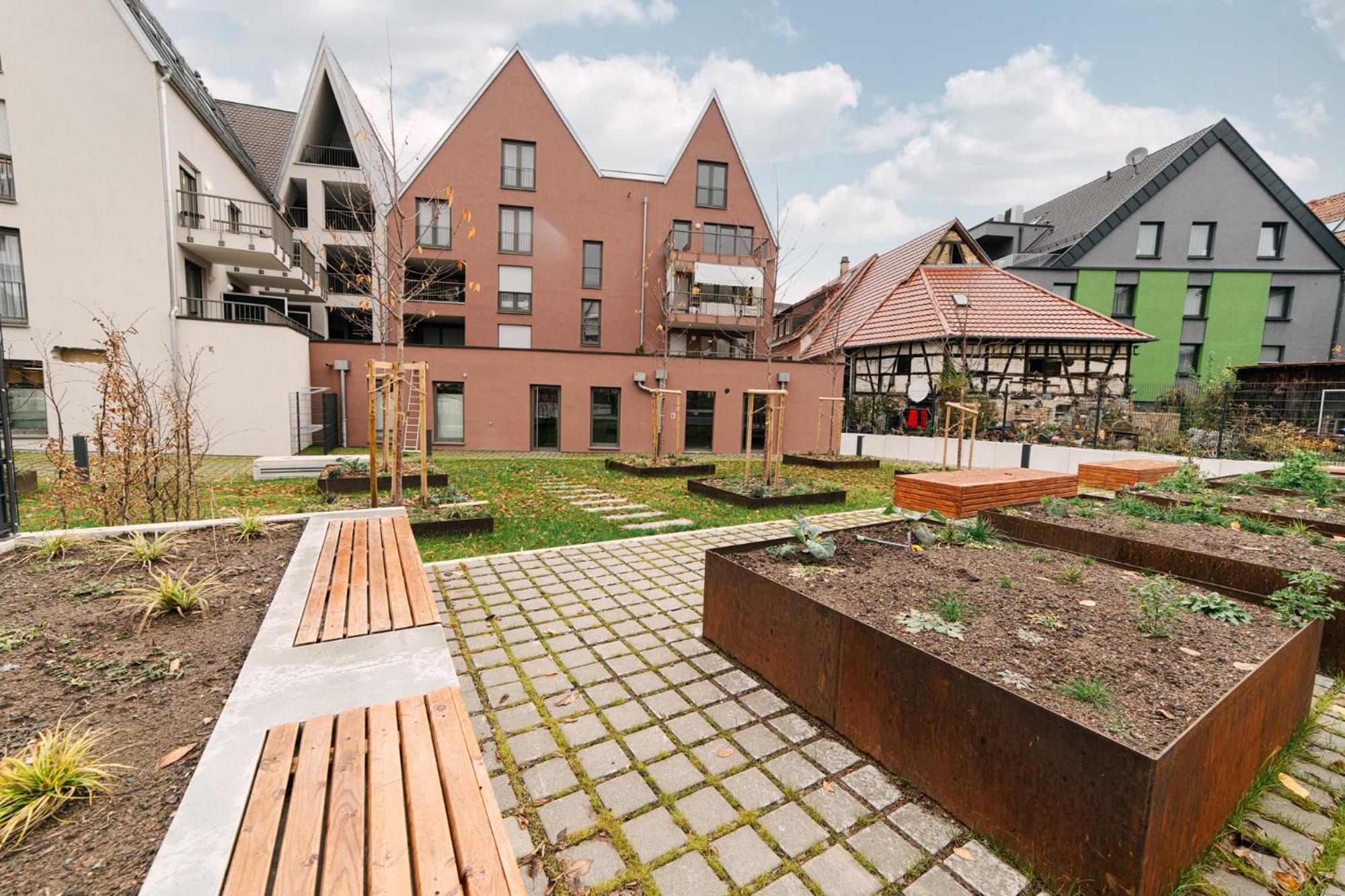 Zentrahome - Balkon Outlet Zentral Smarttv Business Metzingen  Exteriér fotografie