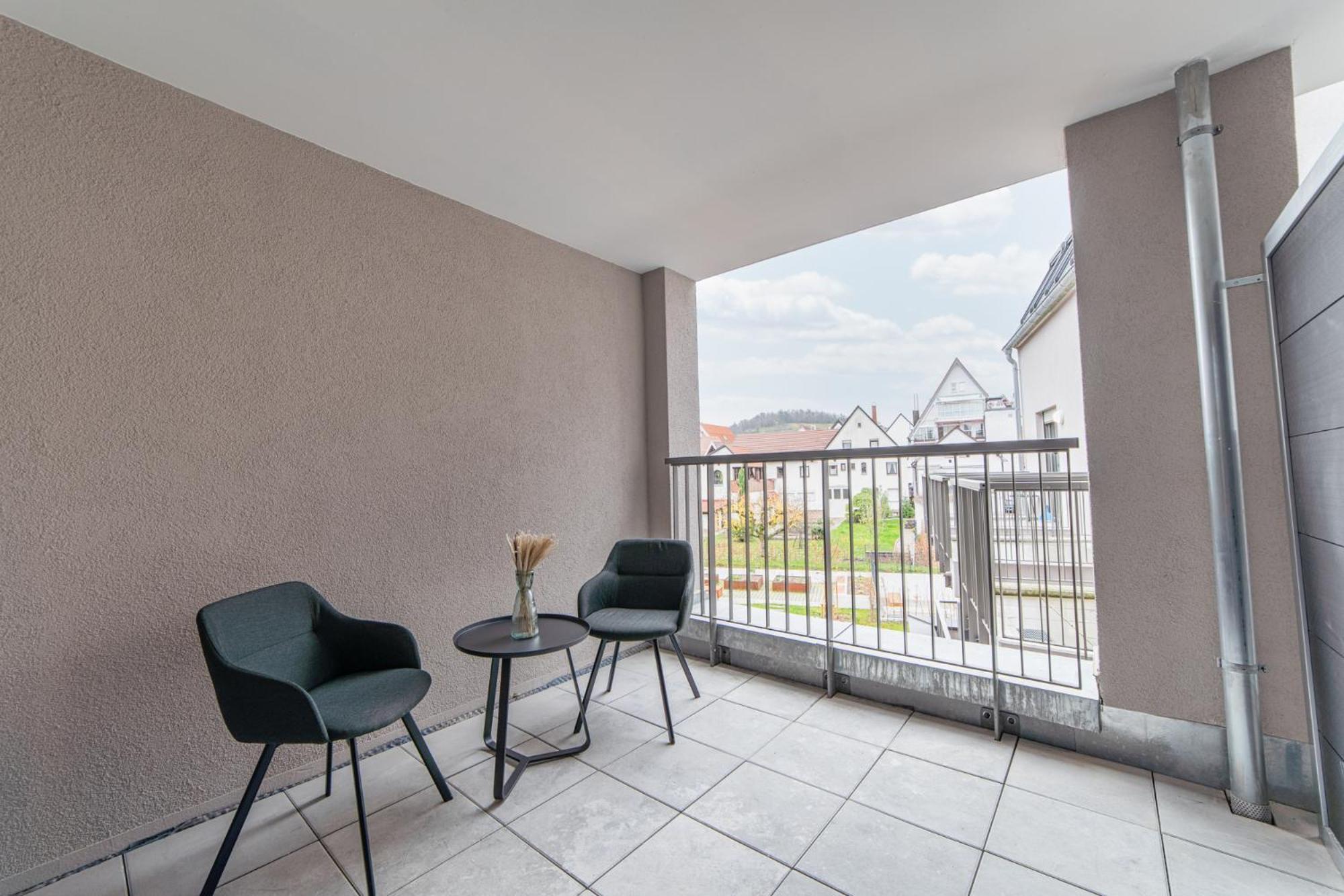 Zentrahome - Balkon Outlet Zentral Smarttv Business Metzingen  Exteriér fotografie